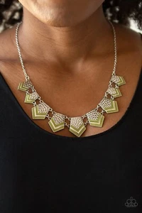 NEU PAPARAZZI "PACK PRINZESSIN" VINTAGE HALSKETTE Sie wählen - Bild 1 von 3