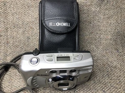 BELL+HOWELL PZ3000 Power Zoom 38-90mm Camera 35mm Film Point And Shoot With Case - Image 1 of 4