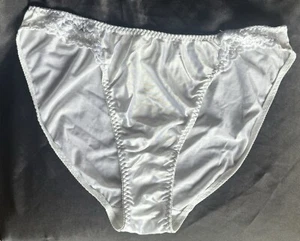 Bragas de bikini de colección Cabernet blancas satinadas encaje cadera francés corte alto talla Lg-XL - Imagen 1 de 15
