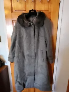 Berghaus Woman Lama Gray Wool Long Coat Real Fur Blue size 1X best cond - Picture 1 of 19