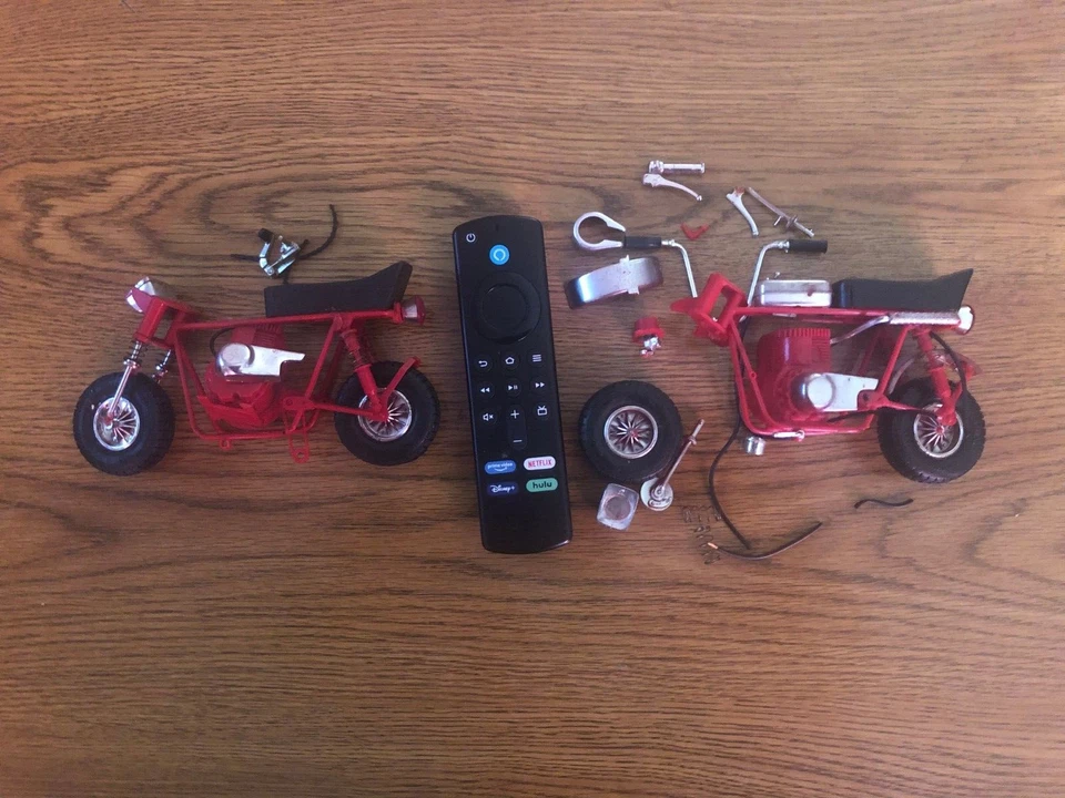 1/8 (2) Rupp MPC minibike model parts - Image 1 of 4