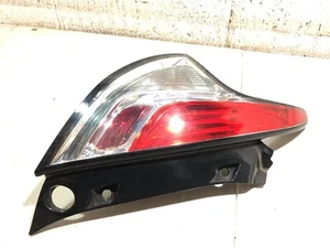 CHRYSLER YPSILON 2011 LUZ TRASERA FRENO FRENO LUZ LADO IZQUIERDO/2011-ON - Imagen 1 de 11