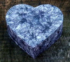 100hr BLACK JASMINE Large Scented Love Heart CANDLE MELT for Oil Burner GIFTS - Picture 1 of 12