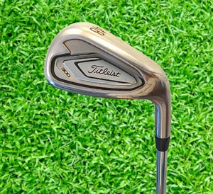 Cuña de aproximación Titleist T300 48 grados. Eje de acero rígido DG AMT. P&P gratis Reino Unido - Imagen 1 de 4