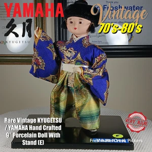 Muñeca de porcelana de 9" hecha a mano con soporte (E) rara vintage KYUGETSU / YAMAHA - Imagen 1 de 13