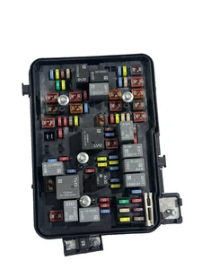 2013 - 2015 Chevy Equinox Terrain Fuse Box Relay Control Module 22929762 💎 OEM - Picture 1 of 6