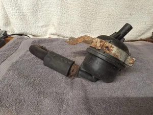 17301-35040 Toyota Pickup Air Silencer Resonator 22RE - Bild 1 von 6