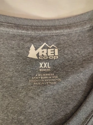 REI Co-Op Women's T Shirt Short Sleeve Gray Wicking Hiking Sz XXL Lightweight - Image 1 of 4