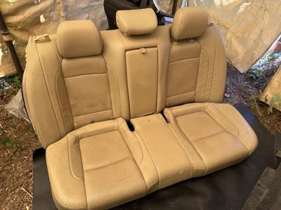 Hyundai Genesis 2012 sedán conjunto de asiento trasero juego de asientos de cuero beige  Foto 1 de 4