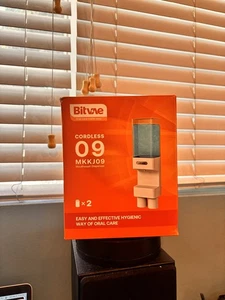 Bitvae 09 Wandmontierter automatischer Mundspülspender - 2 Modi, 2 magnetische Tassen - Bild 1 von 2
