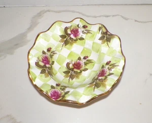 MACKENZIE CHILDS GREEN CHECK W/ ROSES BOWL GOLD TRIM RUFFLED EDGE 8 1/2" CERAMIC - Picture 1 of 6