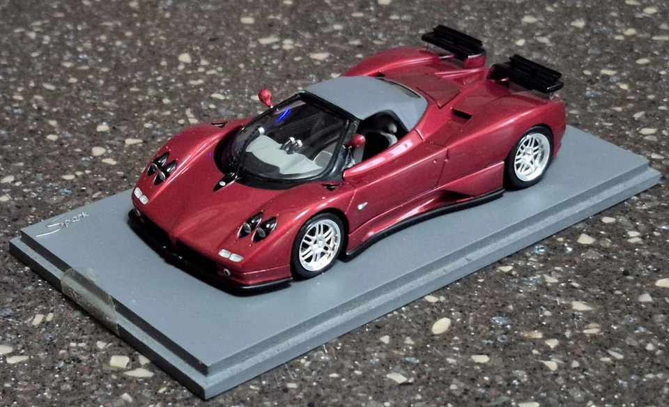 Spark SO197 Pagani Zonda Spyder In Dark Red - Image 1 of 4