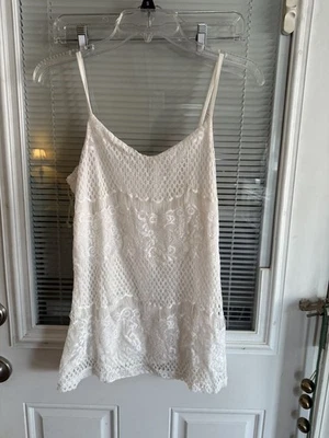 Camiseta sin mangas Vanity Essentials camisola de encaje blanca correas ajustables talla M coqueta Foto 1 de 4
