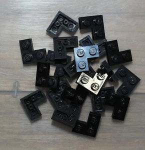 LEGO 2420 Black 1X2X2 Corner Plate QTY 20 - Picture 1 of 1