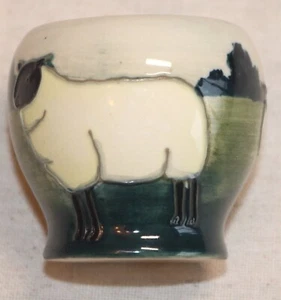 (653) Moorcroft Egg Cup Farm Yard Designed by Anji Davenport Free P&P in UK - Picture 1 of 14