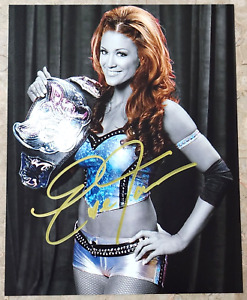 Eve Torres SIGNED Spotlight Photo Diva Wrestling Autograph 8x10 - WWF WWE