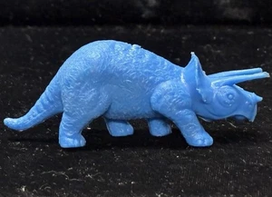Figura de juego prehistórico Marx de plástico Triceratops azul brillante de colección de los años 60 - Imagen 1 de 8
