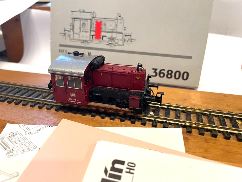 MÄRKLIN HO Diesel 323 530-6 Köff II DB in Metall nr. 36800 OVP Digital neuwertig - Bild 1 von 1