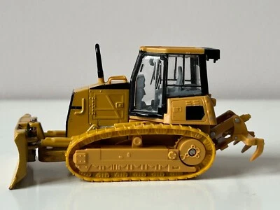 Track Type Tractor Construction Vehicle Model Diecast Amercom 1:64 Scale - Image 1 of 4