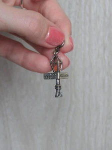 VTG Sterling Silver Under Ground Atlanta Lamp Light Post Pendant Charm 1.25" - Picture 1 of 14