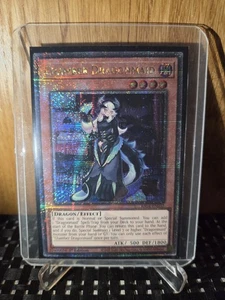 Chamberlain Dragonmaid RA04-EN032 QCSCR Yu-Gi-Oh Karte  💯 Boosterfrisch  - Bild 1 von 1