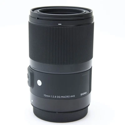 SIGMA 70mm F/2.8 DG MACRO Art (for Canon EF mount) -Near Mint- #345 - Image 1 of 4