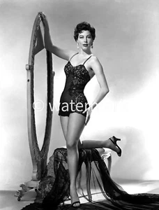 Vintage ACTRESS AVA GARDNER PIN UP - 8X10 PUBLICITY PHOTO - Picture 1 of 1