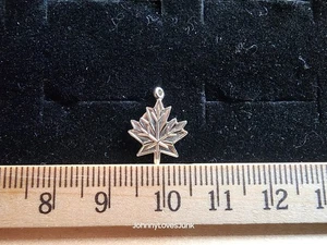 Vintage Sterlingsilber Jaspis Ahornblatt Armband/Halskette Charm/Anhänger getestet+ - Bild 1 von 2