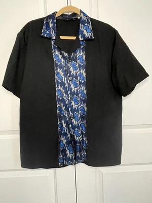 High life By Da Vinci Mens Black Button Up Size M Blue Flame Casino Dice Night - Image 1 of 4