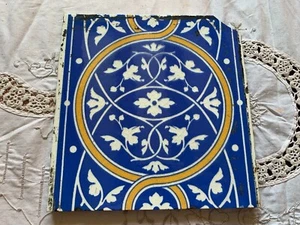 One Reclaimed Antique 8" x 8" Minton Stoke Upon Trent Encaustic Tile (EBZ200) - Picture 1 of 5