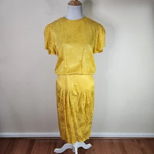 Vintage 1980's Yellow 100% Silk Satin Liz Claiborne Short Sleeve Sz 8 Midi DRESS - Picture 1 of 7
