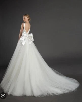 NWT custom Pnina Tornai wedding gown size 0: backless, tulle, silk, ball gown - Image 1 of 4