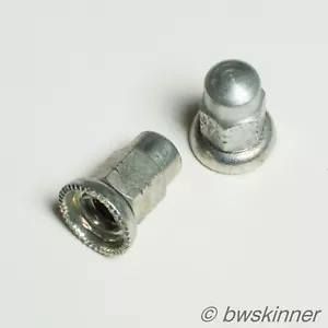 Dadi ruota asse mozzo posteriore SACHS / SRAM. M10 x 1,0. NOS. - Foto 1 di 3