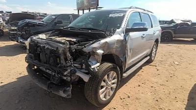 Motor de arranque usado se adapta a: Toyota Sequoia 2010 8 cilindros 5,7 L motor 3URFE 2,0 kW Foto 1 de 4