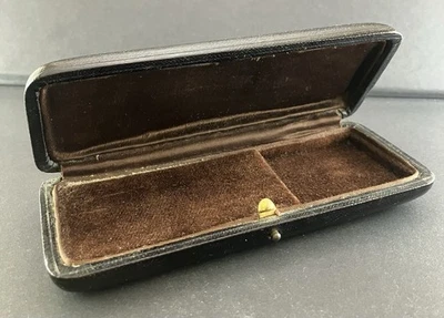 Caja de presentación de reloj Longines vintage para relojes de hasta 38 mm con correa de cuero Foto 1 de 4