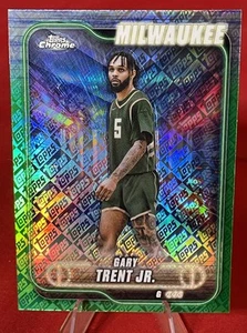 2024-25 Topps Chrome Basketball #81 Gary Trent Jr. Green Topps Logo SP Bucks - Foto 1 di 3