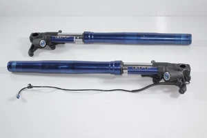 17-25 SUZUKI GSXR1000 GSXR 1000 FORKS FRONT END SUSPENSION TUBES PARTS OEM #0825 - Foto 1 di 16