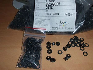 (0,14 € / Stück) 50 Stück Marken Ösen Innenmaß 4 mm (öse 3) - Picture 1 of 1