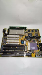 Socket 7 AT Motherboard Soyo SY-5VA (with additional cache), Intel CPU 100 mhz - Picture 1 of 12