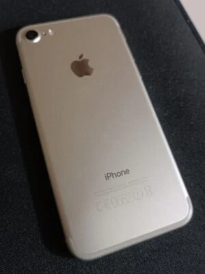 iPhone 7 - Photo 1/4