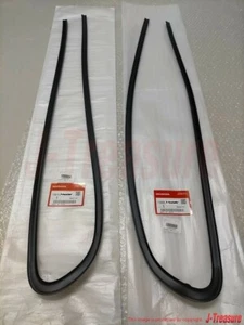 HONDA CR-X CRX EF8 88-91 Genuine Quarter Window Glass Molding RH & LH Set OEM - Picture 1 of 9