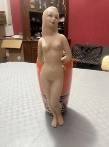 Art Deco Skulptur, nackte Frau mit Vase Cia Manna Turin - Bild 1 von 8