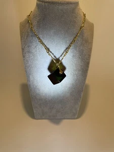 Kette/Necklace/Collier Würfel Grün Transparent aus Catalin/Bakelit/Kunstharz - Bild 1 von 3