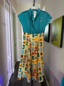 Vestido Castillo Reino Mágico Fantasyland Disney Parks Dress Shop XS - Imagen 1 de 2