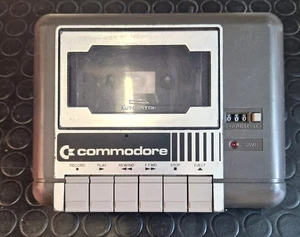 Commodore Datassette 1531 VIC 20 / NO AMIGA / NERO / VINTAGE /OK - Foto 1 di 2