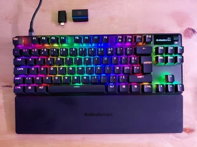 Steelseries Apex pro TKL Wireless NEW French Azerty Purple Switches - Image 1 of 4