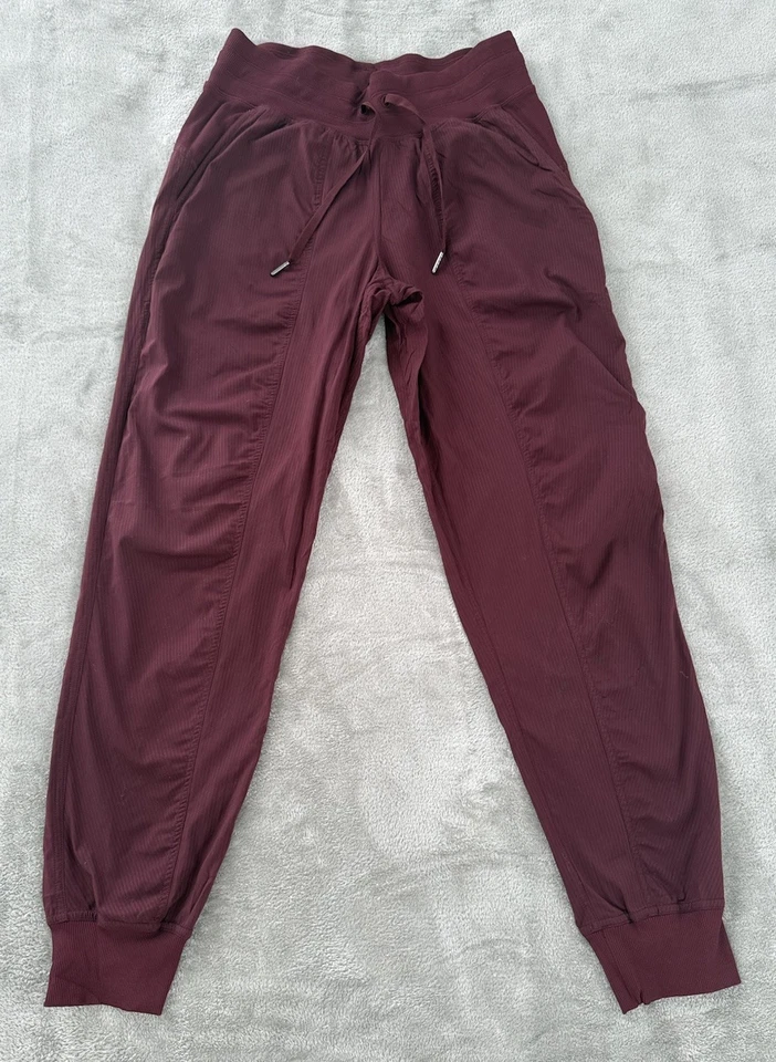 Pantalones de chándal Lululemon Dance Studio para mujer 6 rojos Merlot sin forro longitud completa Foto 1 de 4