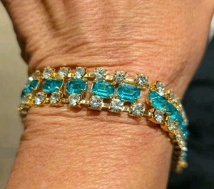 Aqua Blue Clear prong set bracelet - Picture 1 of 3