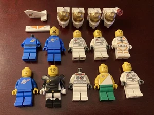 Lot of LEGO Astronaut Space Travel Exploration Mission Minifigure Classic - Picture 1 of 6
