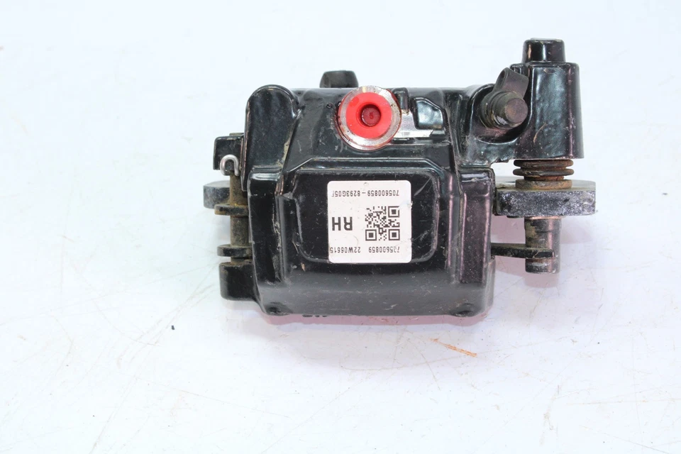 PINZA TRASERA DERECHA 16-24 CAN-AM OUTLANDER MAX 1000R OEM 705600859 Foto 1 de 4